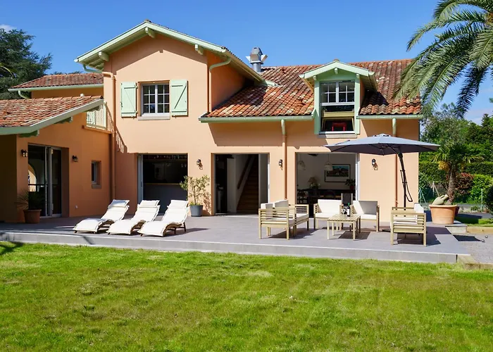 Familiale à Biarritz, Parc Privé, Pelote Basque&boulodrome 4*