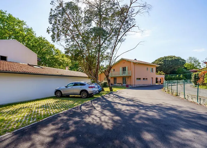 Familiale à Biarritz, Parc Privé, Pelote Basque&boulodrome