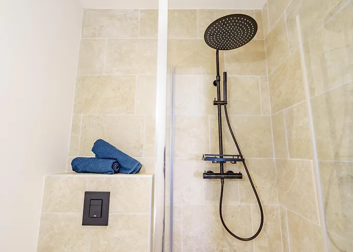 Frühstückspension Familiale A Biarritz, Parc Prive, Pelote Basque & Boulodrome Biarritz